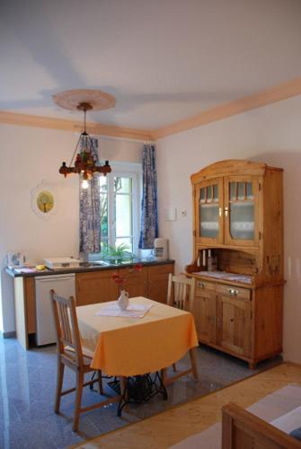 Villa Kreuthhof Appartements Klosterneuburg Eksteriør bilde