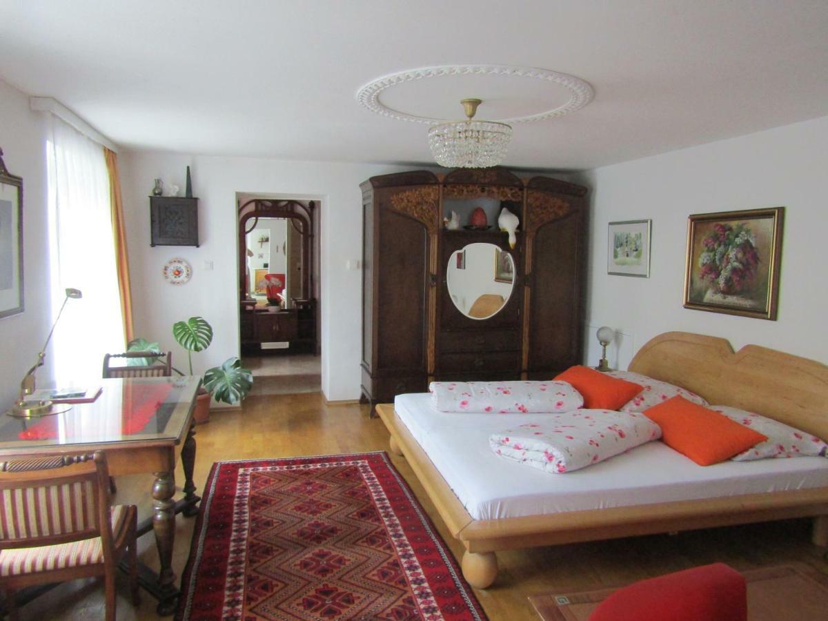 Villa Kreuthhof Appartements Klosterneuburg Eksteriør bilde